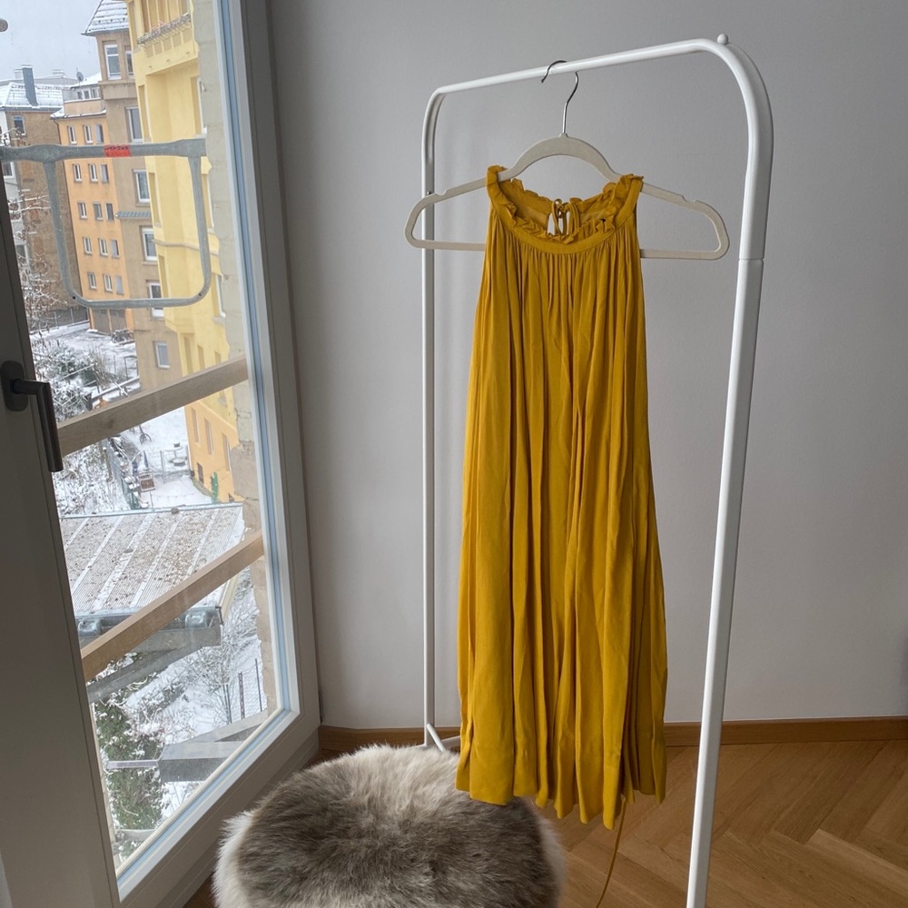 Dark Yellow/Gold Banana Republic Flowy Dress